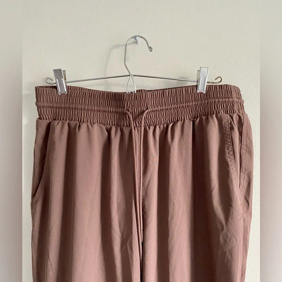 GapFit  Lightweight Activewear Pants Size L Tall 32" - Picture 3 of 7